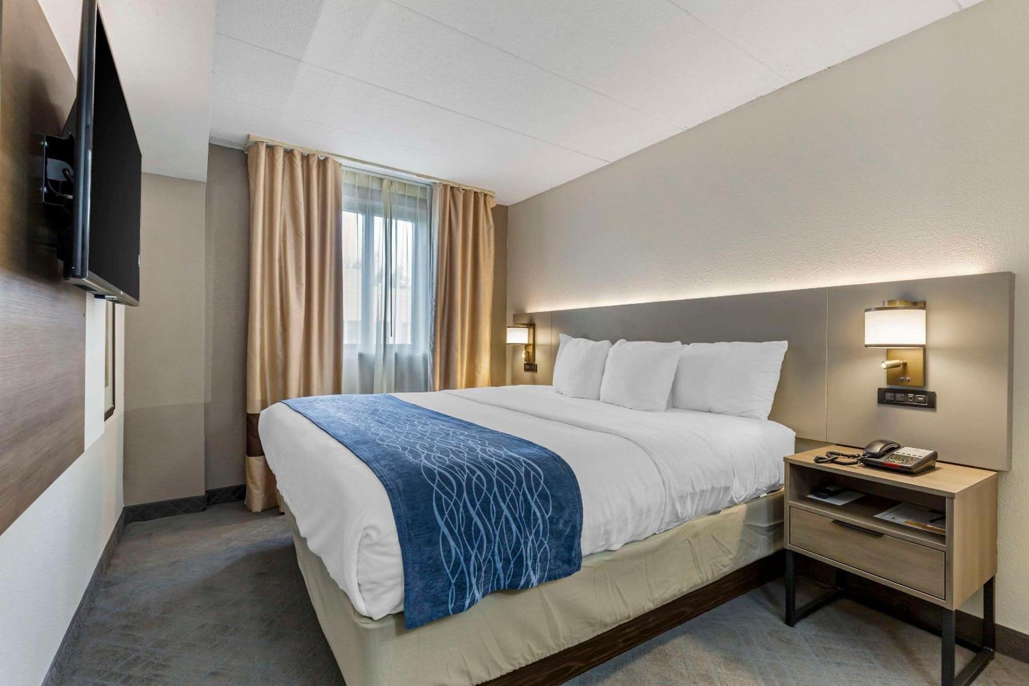Comfort Inn Herndon-Reston Buitenkant foto